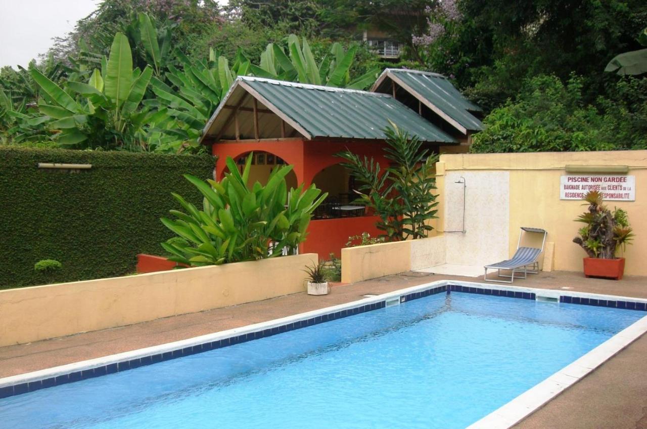 Residence Bertille Abidjan Cocody Exterior photo