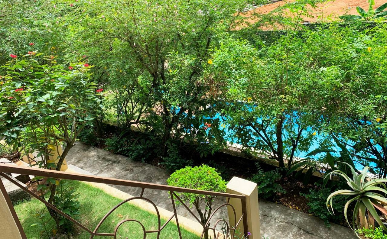 Residence Bertille Abidjan Cocody Exterior photo